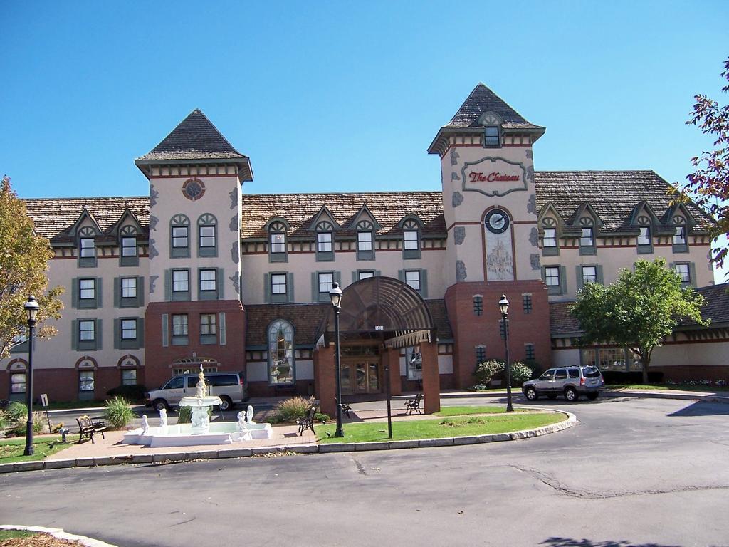 The Chateau Bloomington Hotel And Conference Center Exterior foto